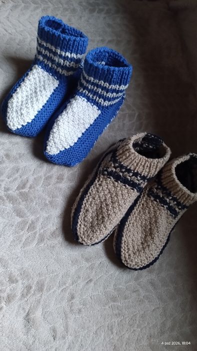 Kapcie robione na drutach