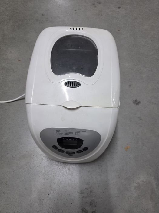 Máquina de fazer pão 15€ - como nova