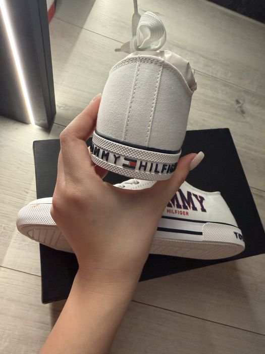Кеды Tommy Hilfiger 36 р