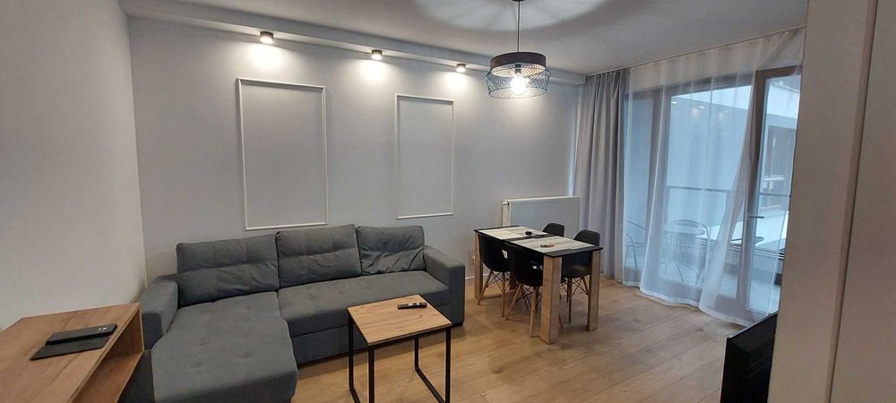 Apartament  - Wola - Kasprzaka - 2 pok - garaż - Widok 2