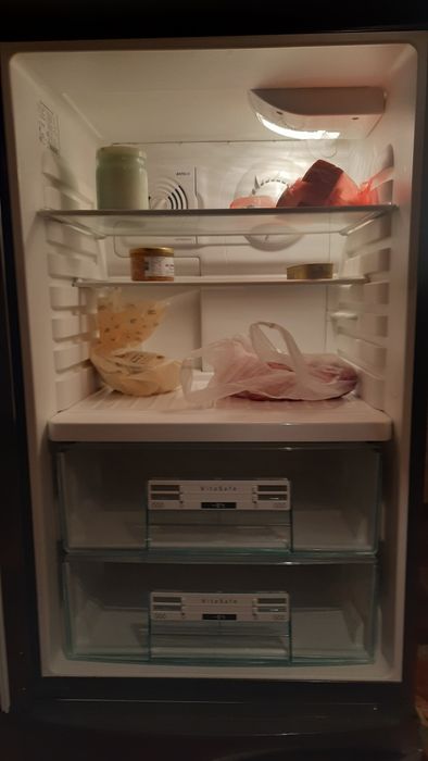 Холодильник 1,80 м