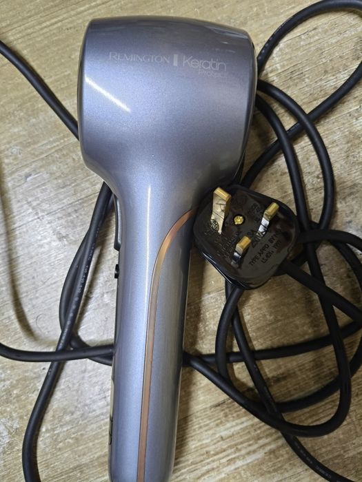 Автоматична машинка для завивки волосся Remington CI8019 Keratin Protect сріблястого кольору