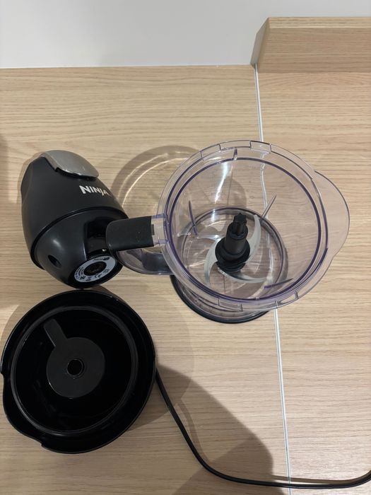 O liquidificador Ninja funciona perfeitamente.