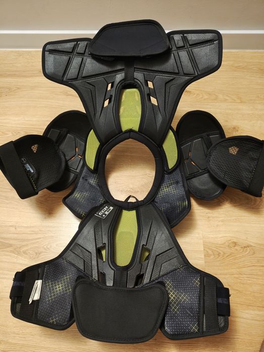 Naramiennik CCM XF Pro