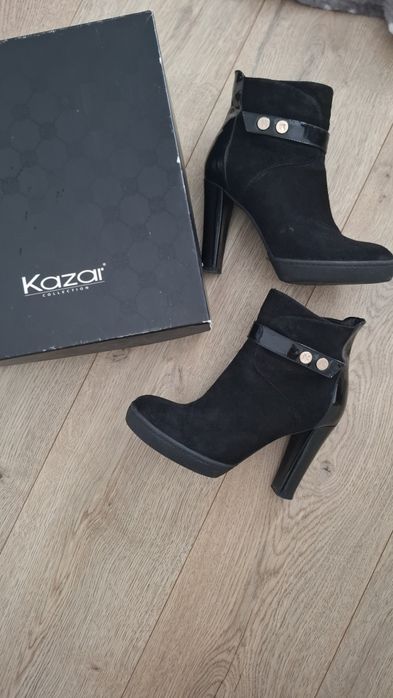 Botki na słupku Kazar