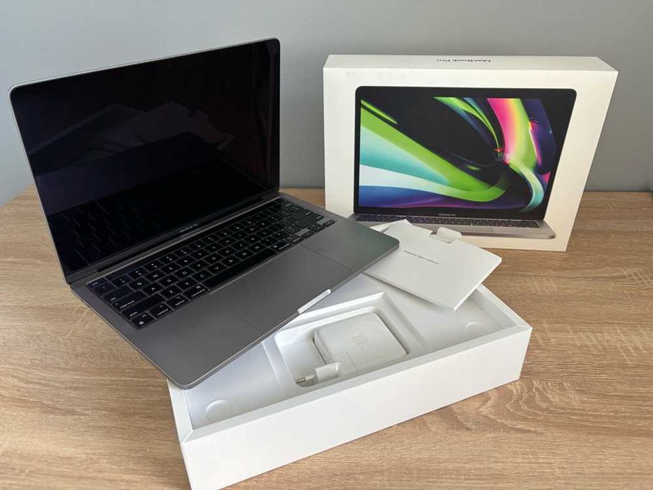 MacBook Pro 13' 2020, M1, 16GB RAM, 512GB SSD, space gray