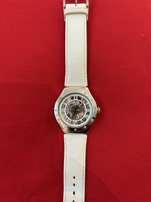 Zegarek Swatch automatyczny Rosetta Bianca YAS109
