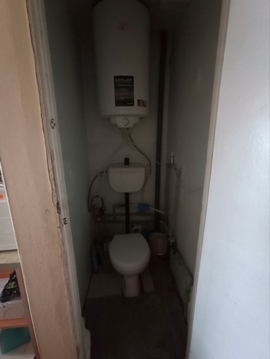 Продается 1-комнатная квартира на левом берегу, 1 мкр