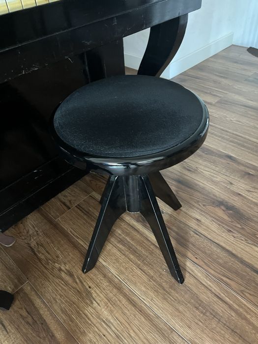 Taboret stołek do pianina