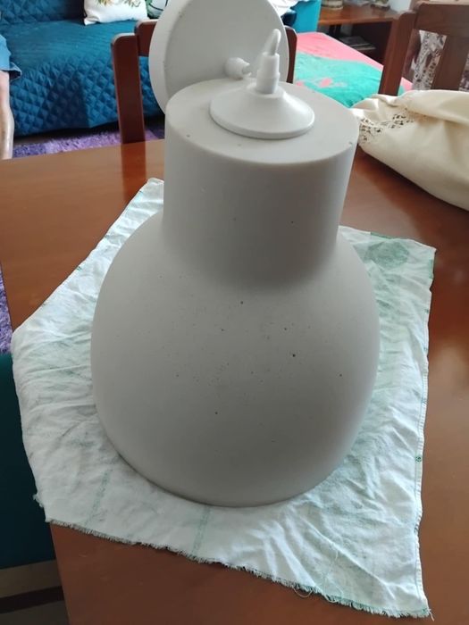 Candeeiro em estado impecável