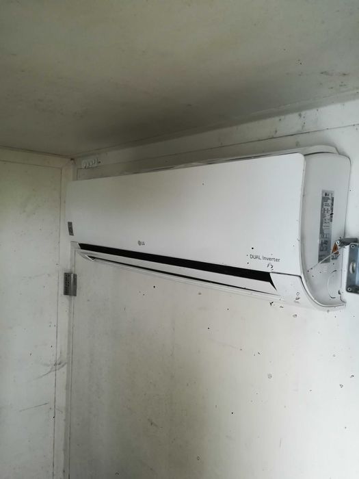 Ar Condicionado LG 18000BTUs - COMO NOVO