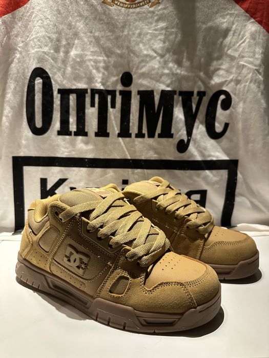 6 різних пар взуття Dc shoe