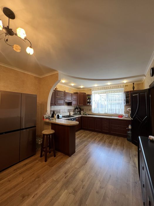 Продаж таунхаусу котеджу в с. Ременів близько до Львова