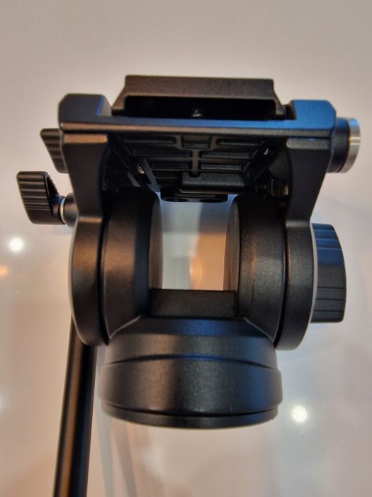 Tripé de vídeo cabeça de fluído Cayer H4