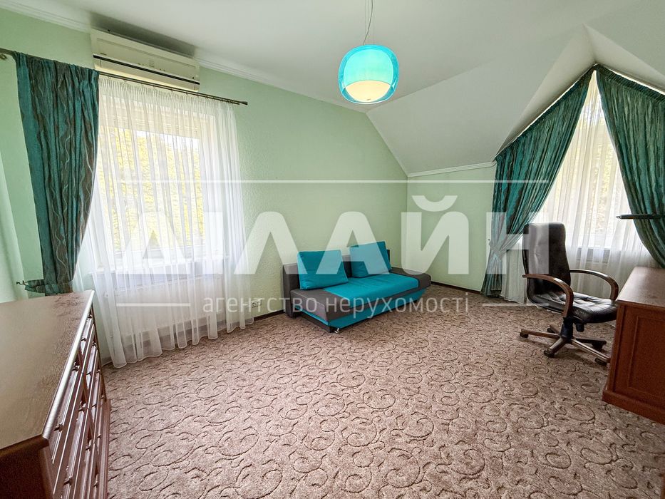 ТОП будинок на Дніпрі 250 м2 , 3 спальні