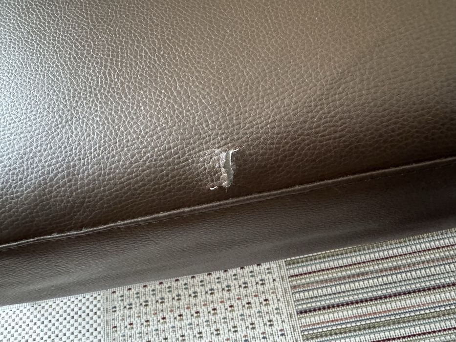 Puff em pele sintética