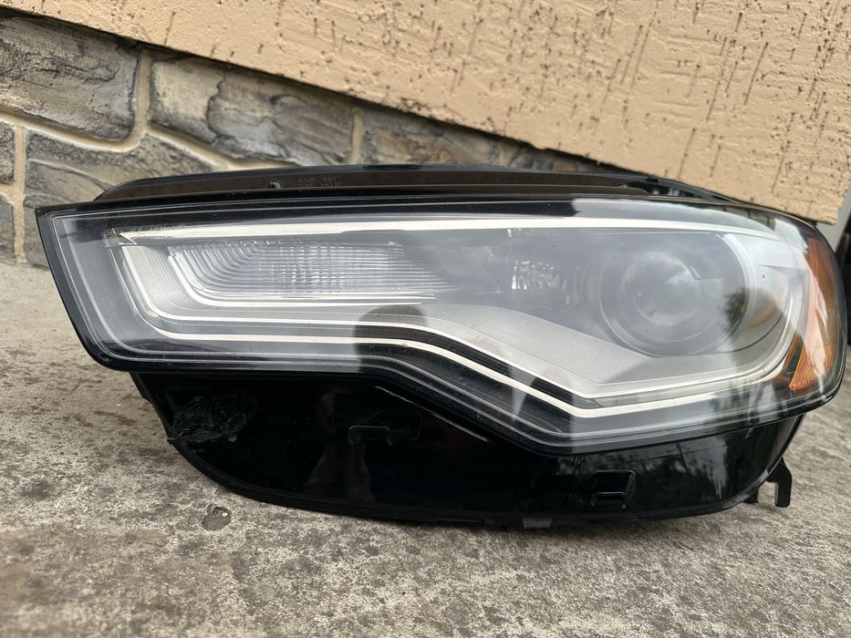 Ліва фара Audi A6 С7 оригінал Америка