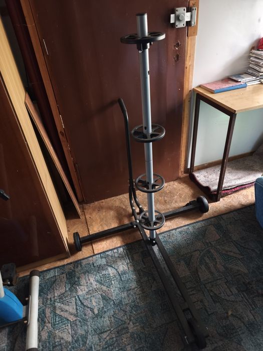 Stojak na opony SOLIDNY
