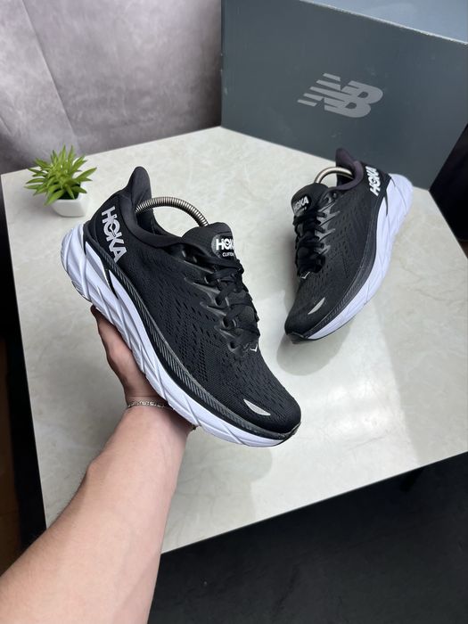 Кросівки Hoka Clifton 8 Розмір 42 Original Взуття