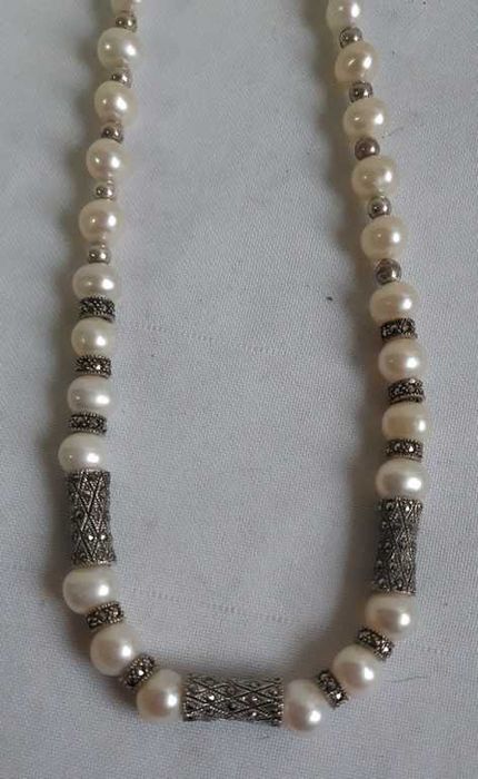 Винтажное ожерелье из жемчуга с серебряными вставками
