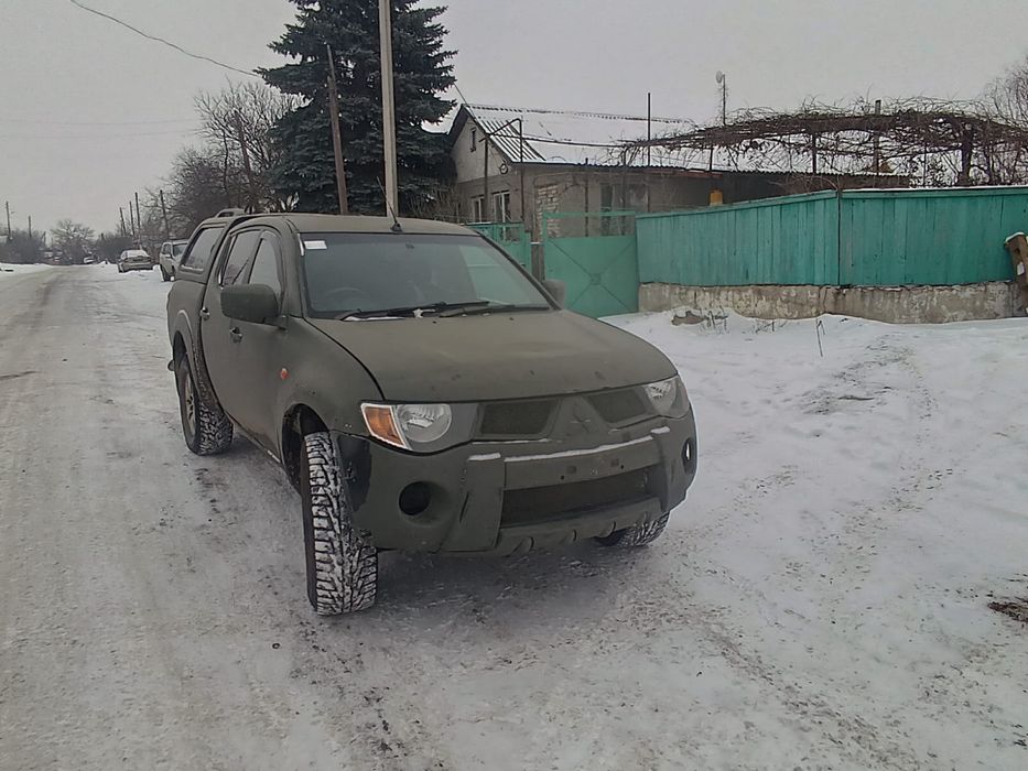 Продам  Міцубіші Л200