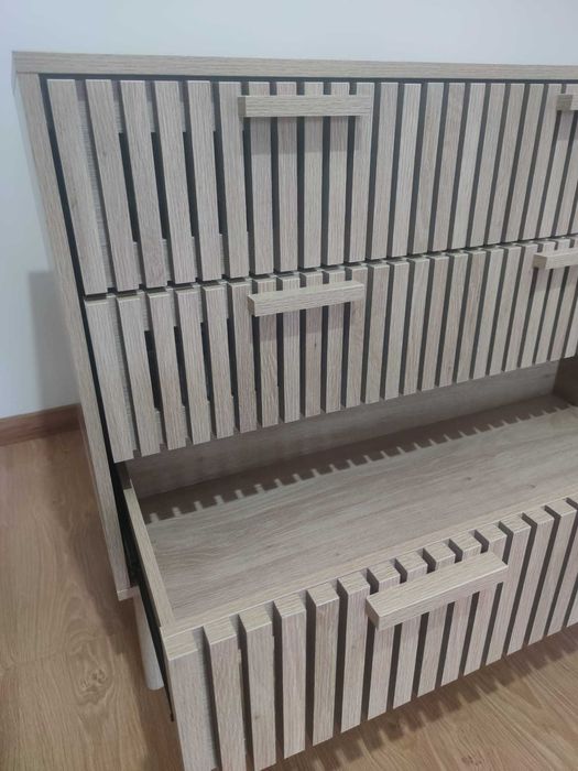 Cómoda 3 gavetas Beliani Lynwood