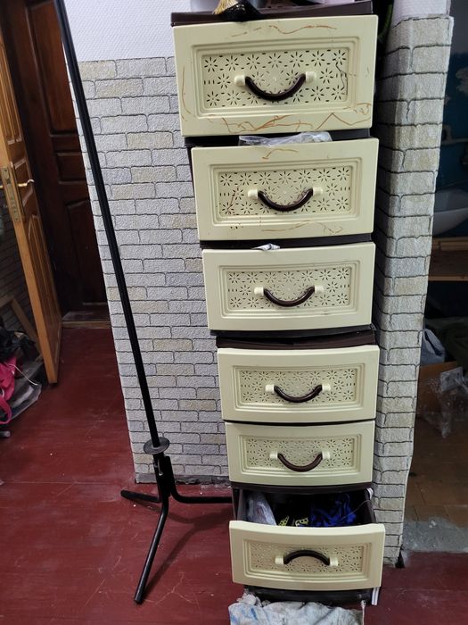 Продам невеликий швейний бізнес.