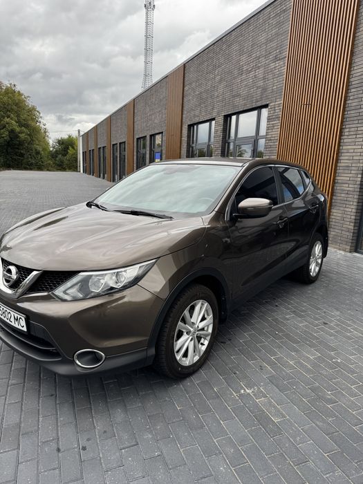 Nissan qashqai.