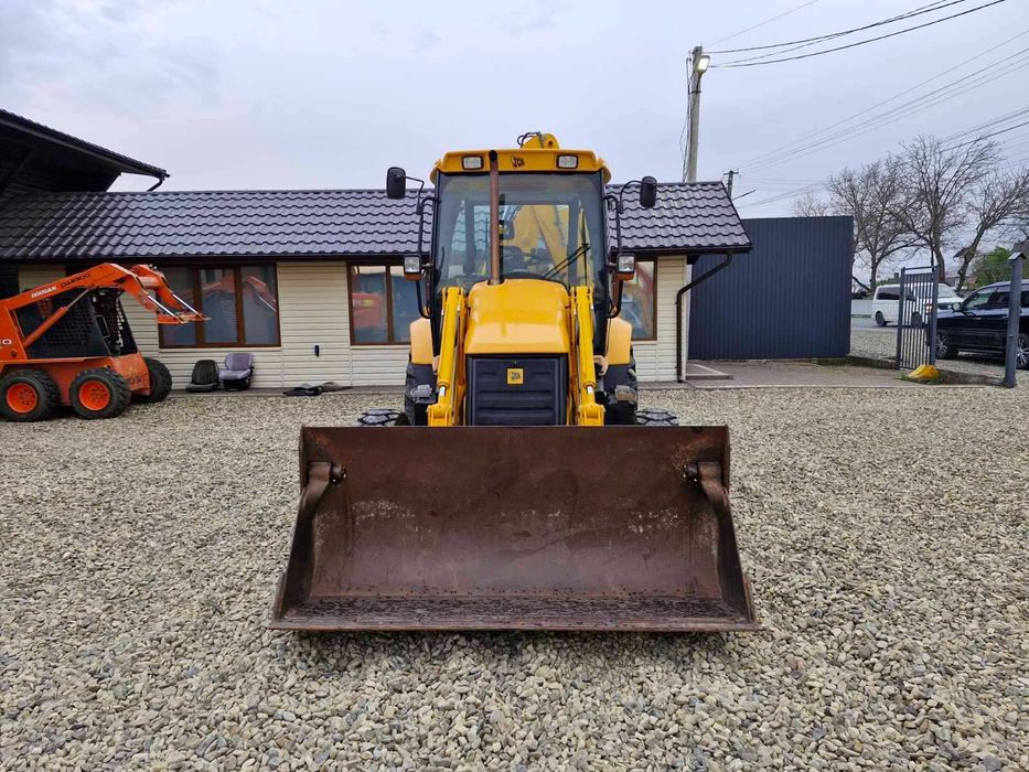 екскаватор навантажувач JCB 3cx
