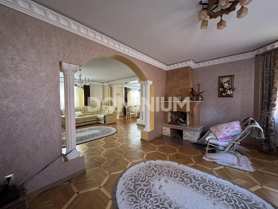 Продається  будинок  в  с.Стеблівка