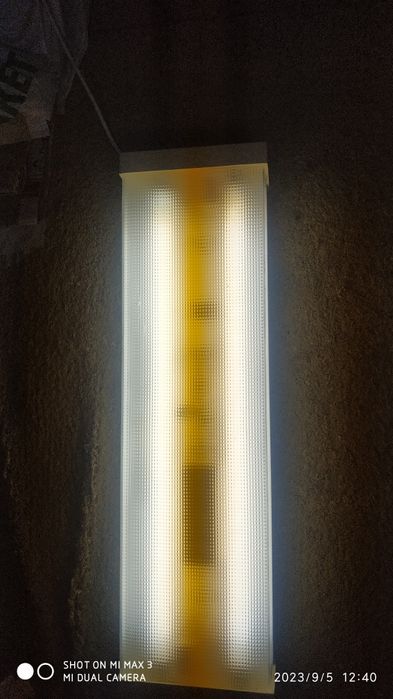 Лампи, світло, світильники