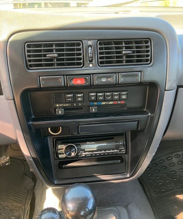 Nissan Navara D22 1999