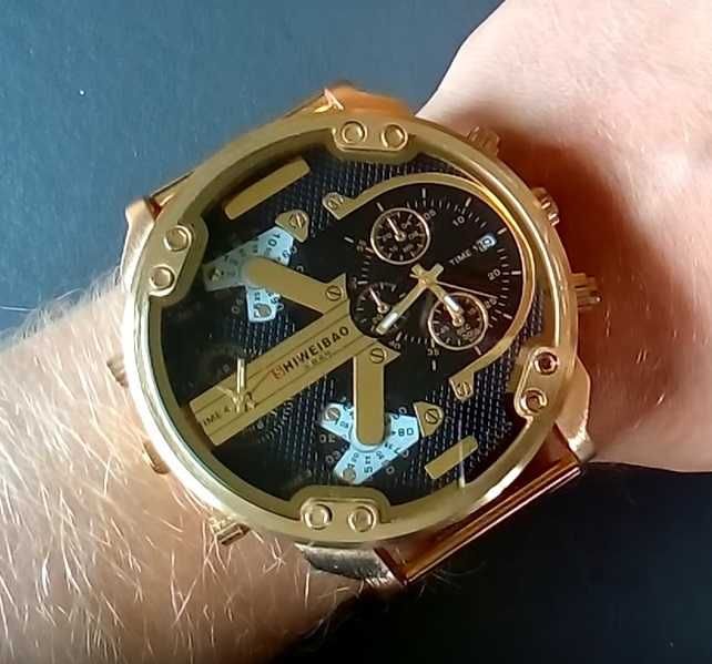 Zegarek SHIWEIBAO DIESEL tarcza 5,7CM na bransolecie