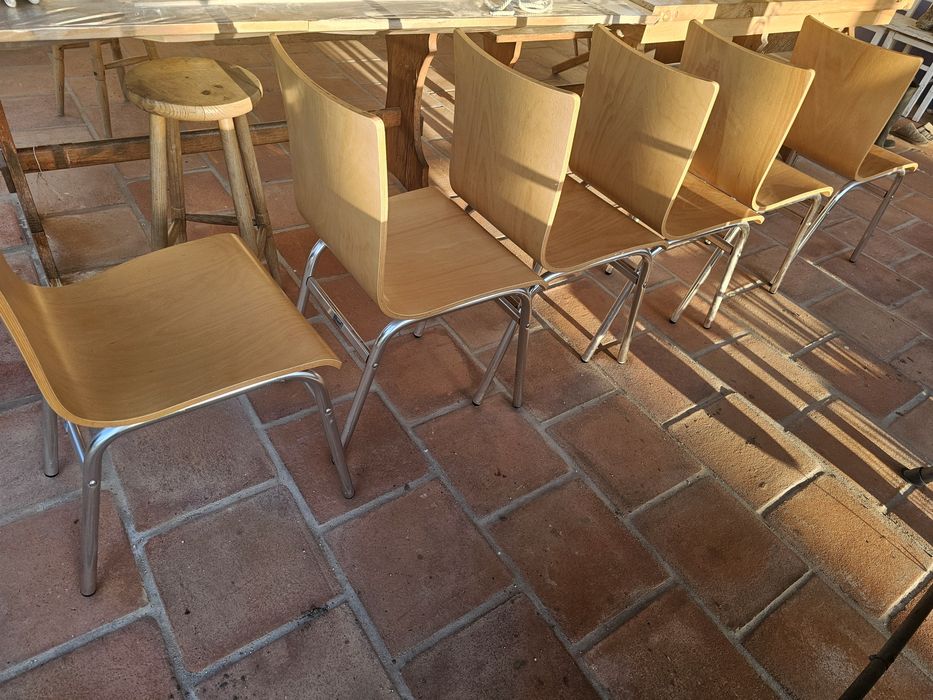 6 Cadeiras de madeira e pés em inox