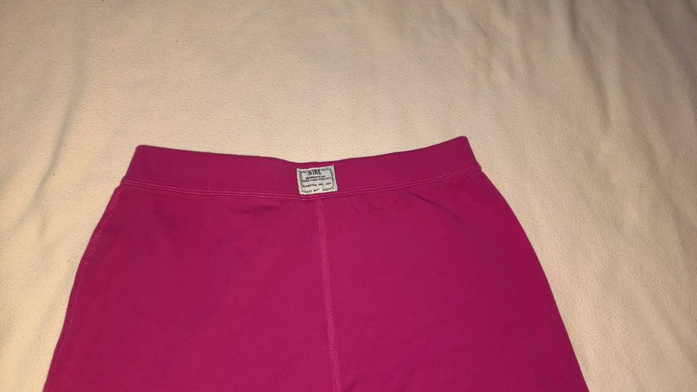 Spodnie sportowe NIKE  nowe