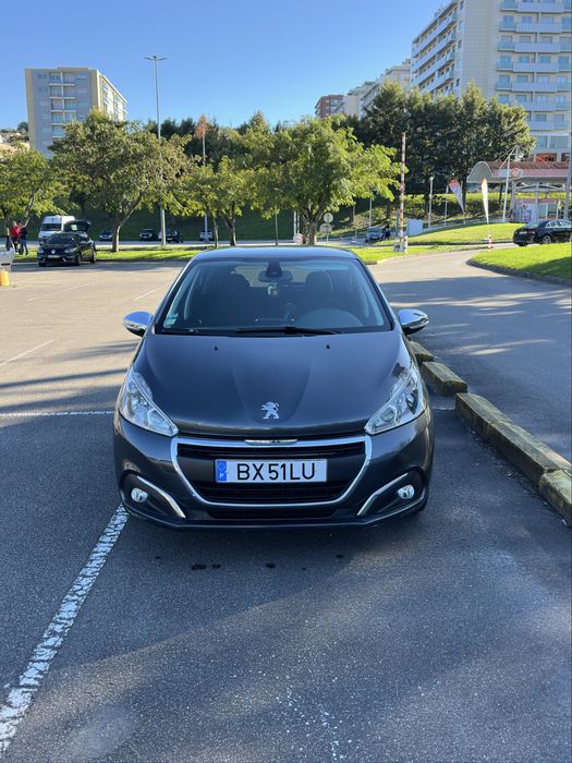 Peugeot 208 Gasóleo 1.6 BlueHdi 75 Cv