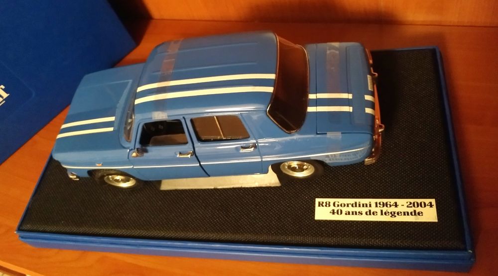 Renault 8 Gordini 1964 - Edition Anniversaire - Solido 1/18