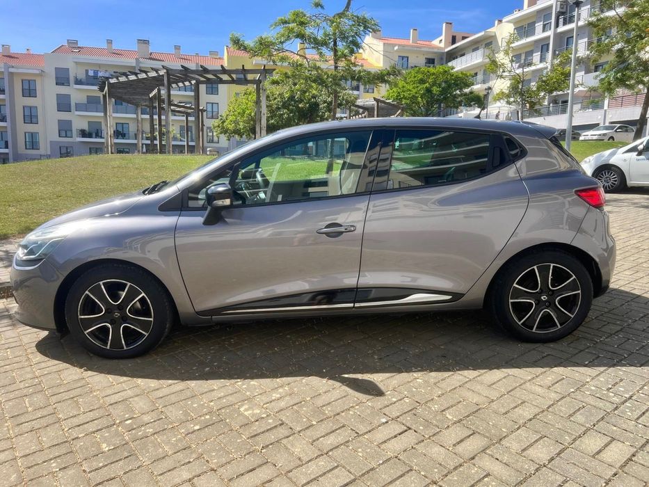Renault Clio — fotografia 4
