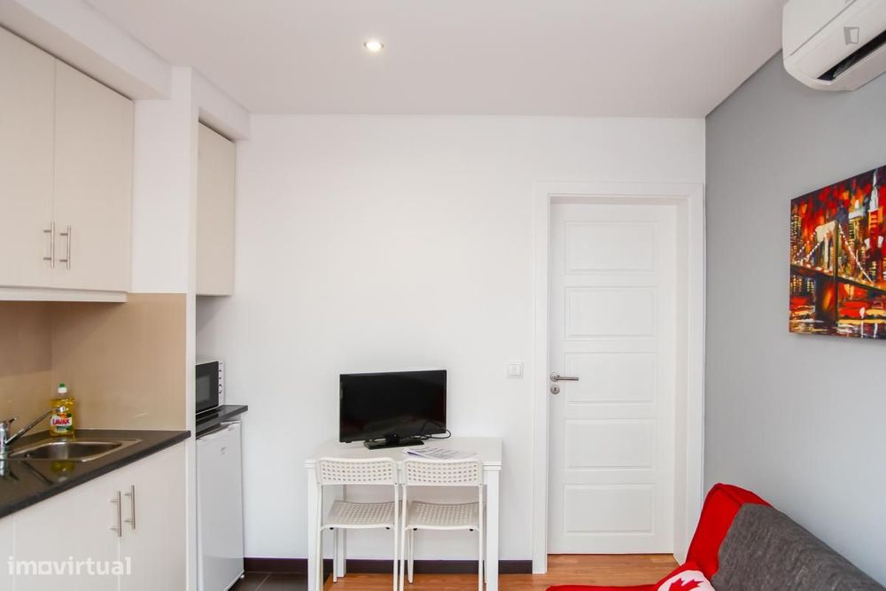 Apartamento com 1 quartos - localizado em  Coimbra