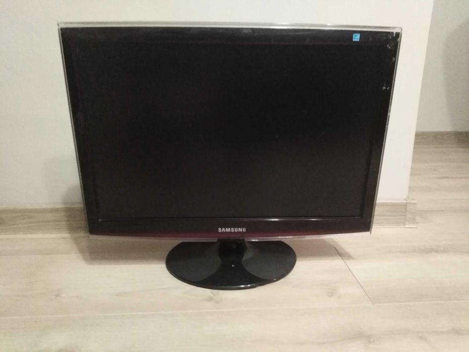 Monitor komputerowy