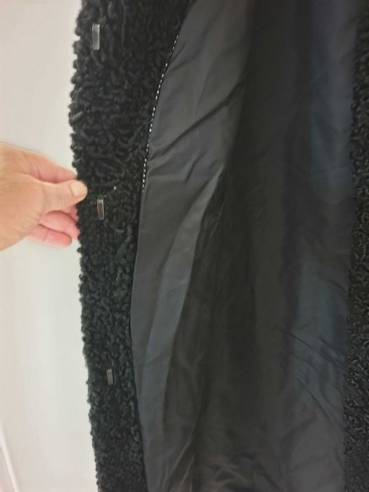 Futro karakuły proste czarne