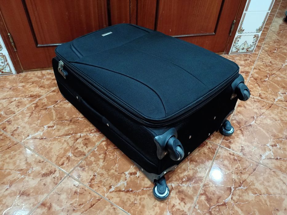 Mala malas de porão até 23 kg viagem casa quarto apartamento vivenda carro.