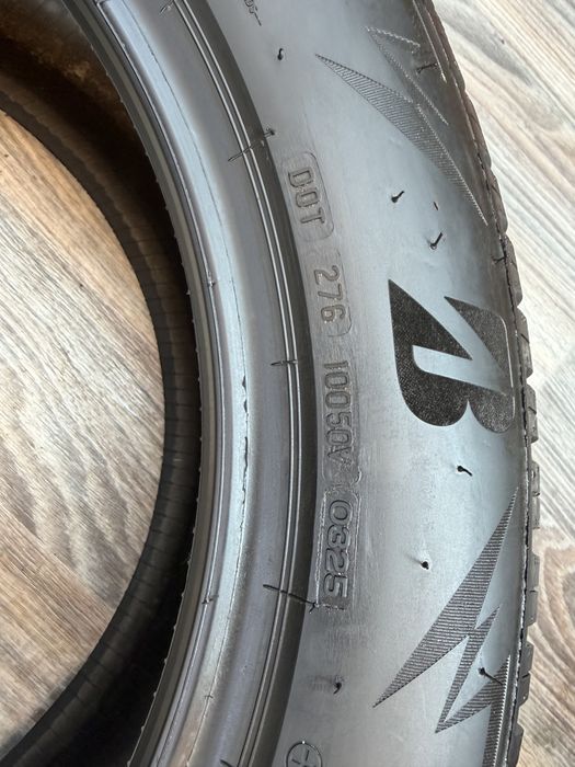 Шини Bridgestone 255/50/R19