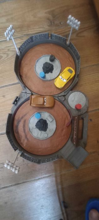 Faísca McQueen pista