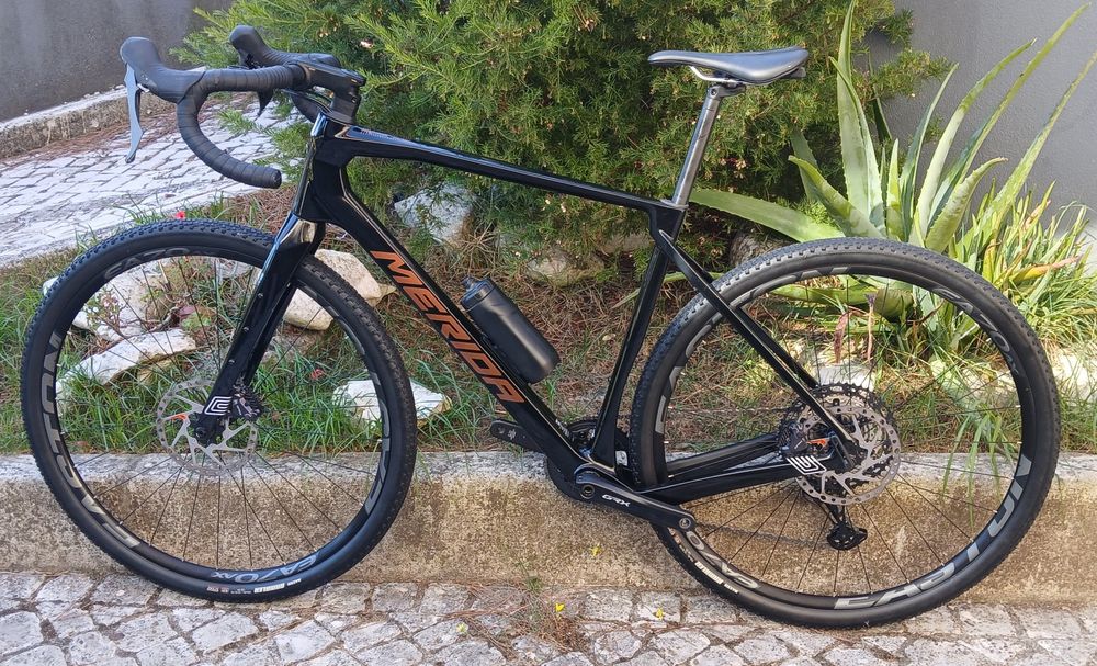 Bicicleta de gravel Mérida