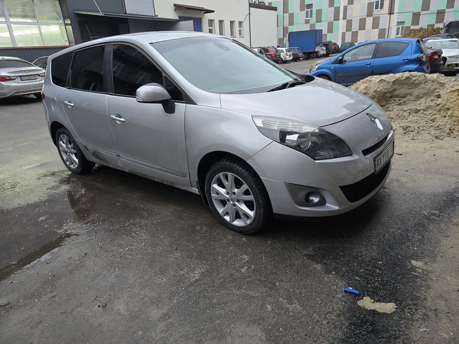Renault  Grand Scenic 3 2011 дизель