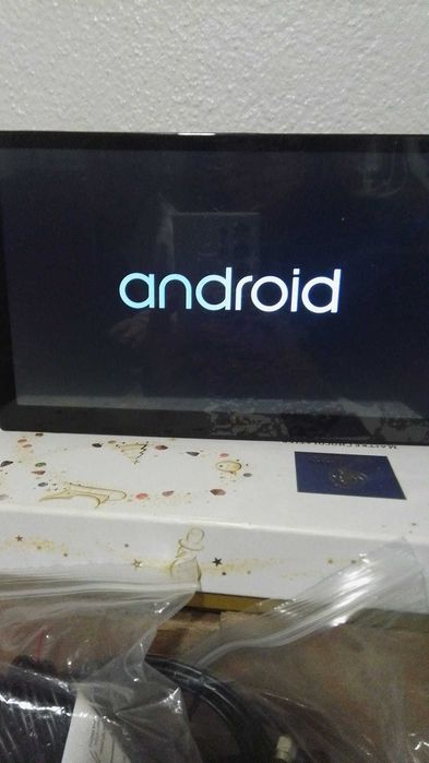 Rádio Android 2DIN 11” – Novo – GPS + Câmara – 2GB/64GB
