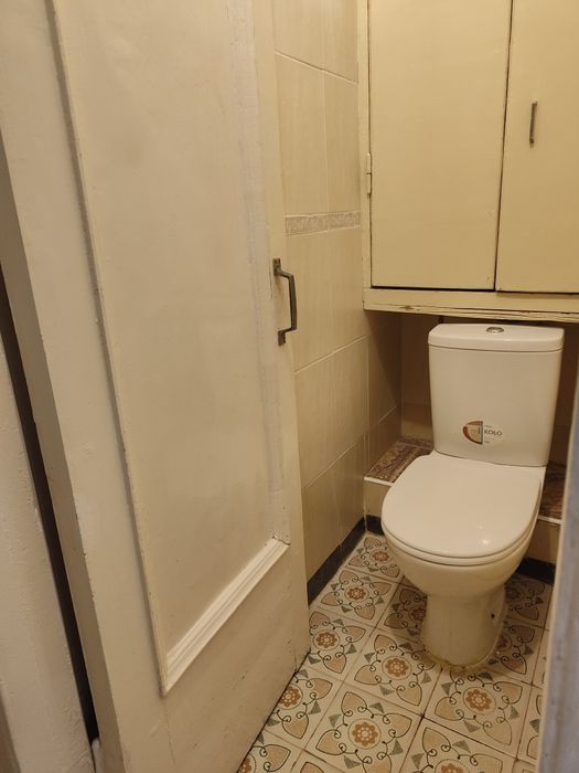 Здається 2-х кімн.  світло без відключень, центр