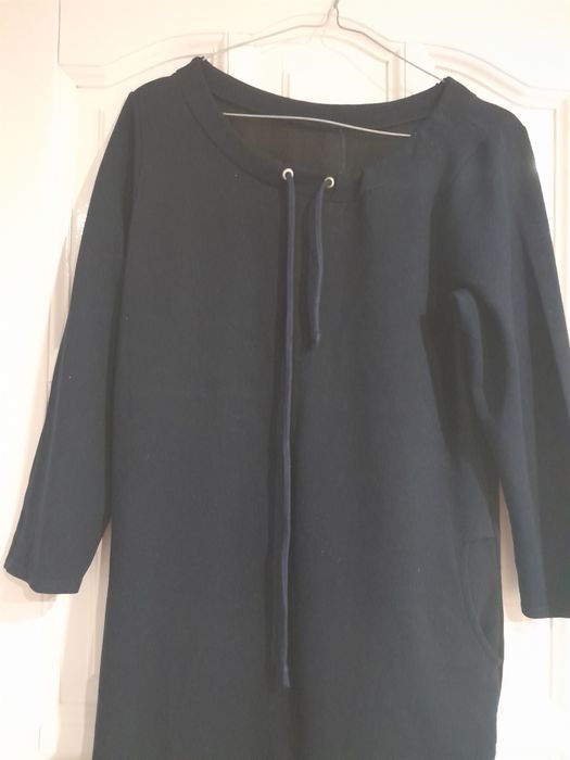 Granatowa sukienka 42/44 rozm