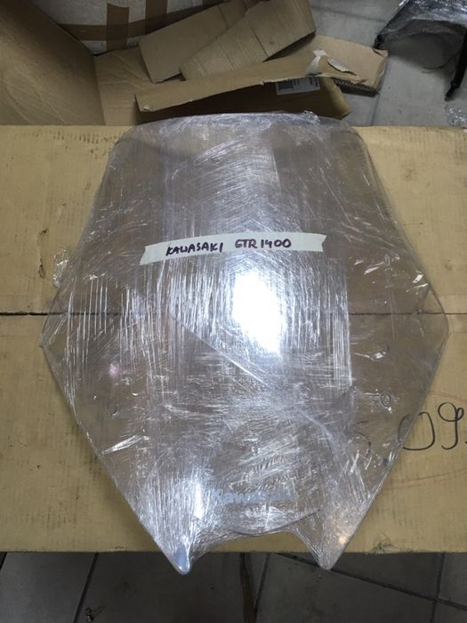 Szyba Kawasaki GTR1400